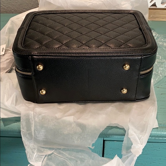 💕LAST 1💕Black Quilted Box Satchel ⭐️ - Picture 13 of 16